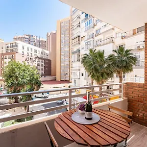 Apartamento Malagasuite Malagueta Beach & Sun, Málaga